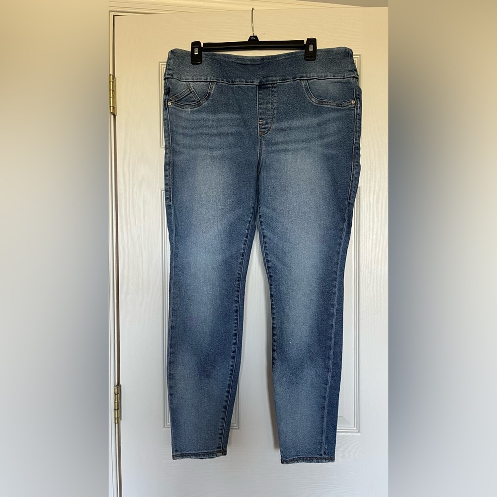 4 Pairs of Jean for $40